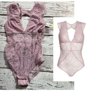 Sam Edelman Lace Cap Sleeve Bodysuit - Sz M